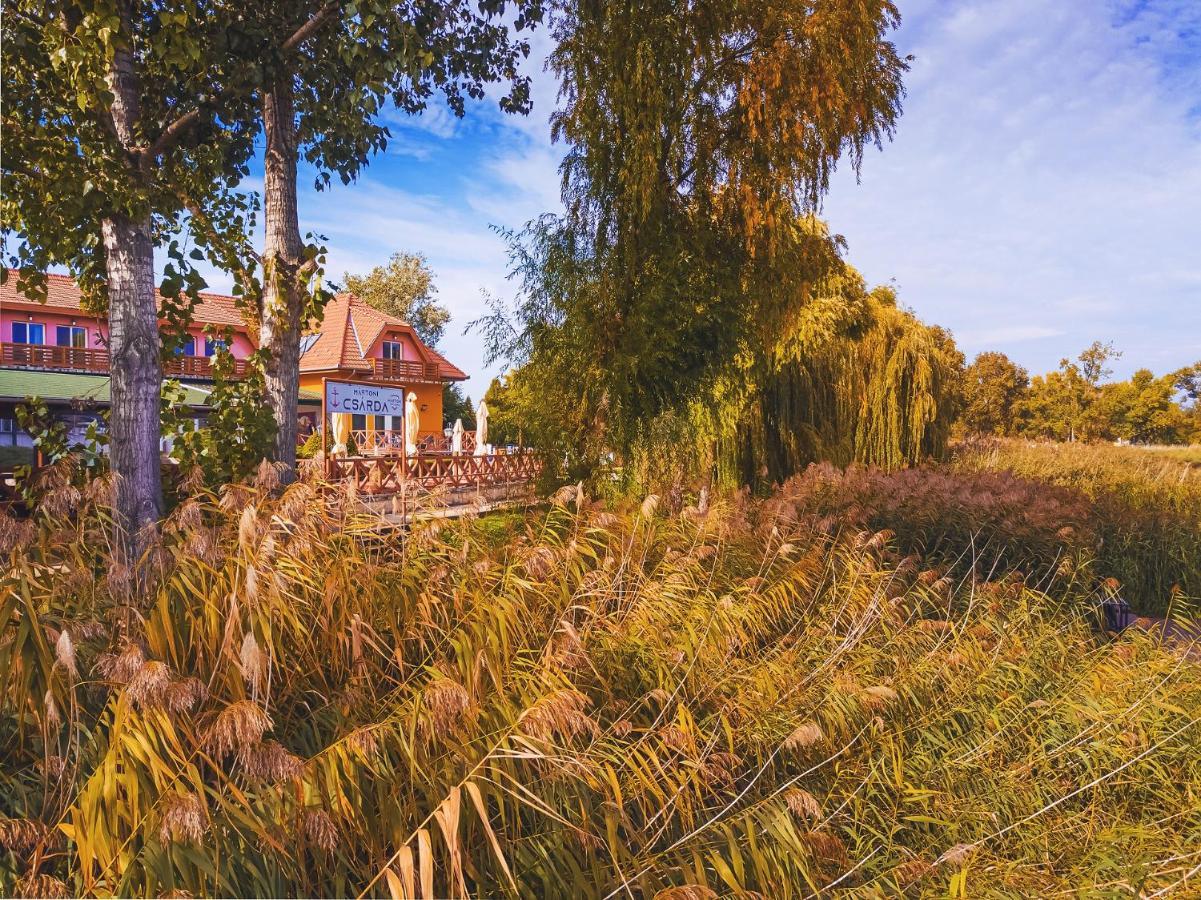 Martoni Resort & Restaurant Szigetszentmárton Exterior photo
