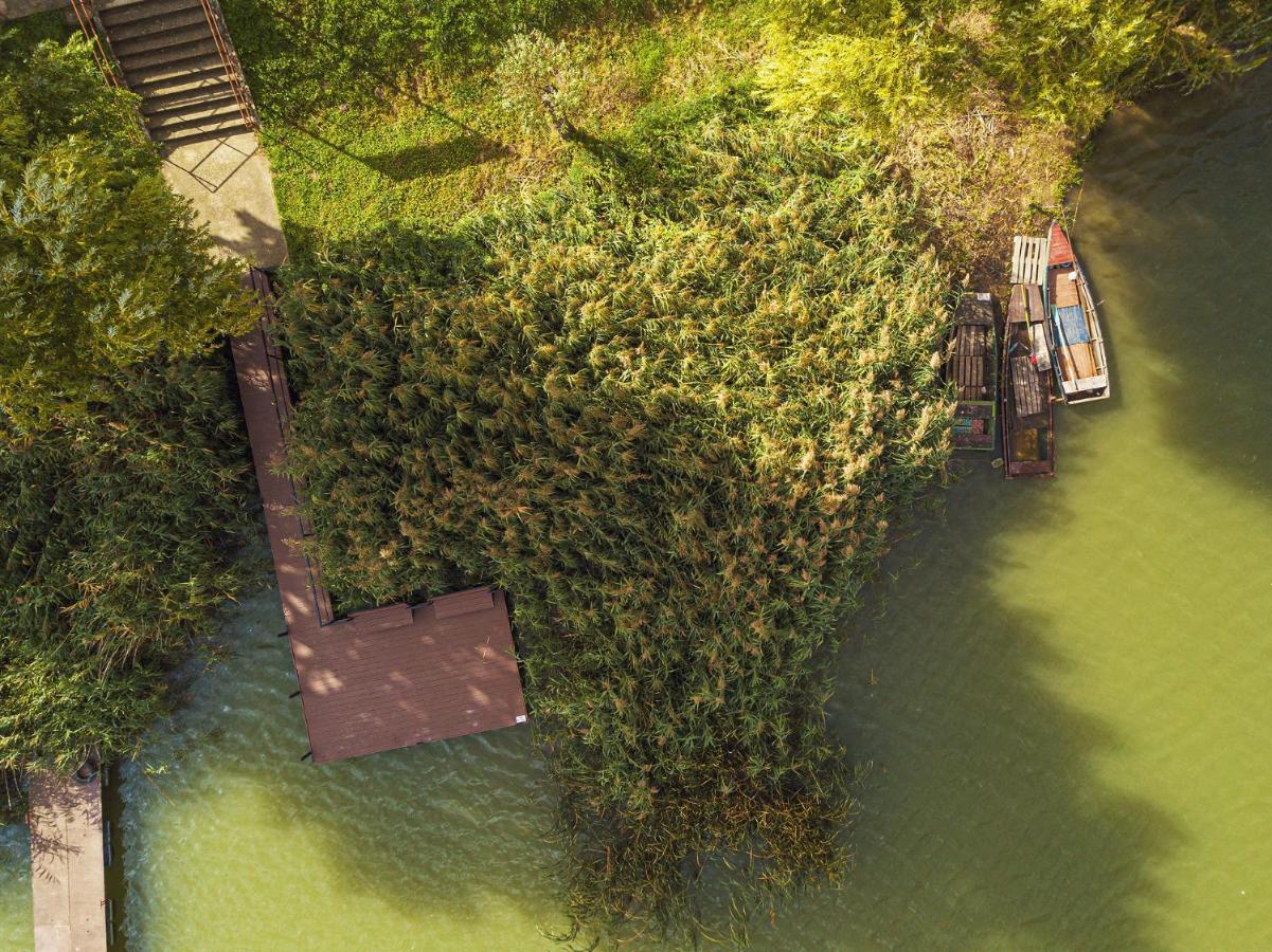 Martoni Resort & Restaurant Szigetszentmárton Exterior photo